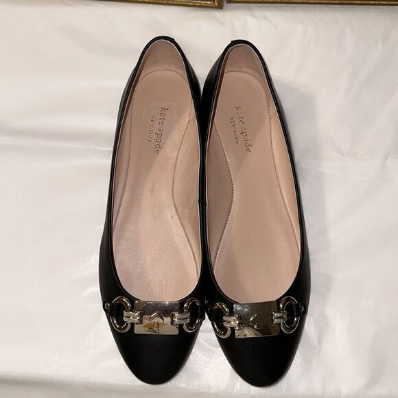 Kate Spade 9.5 Phoebe Black Gold Tone Link Hardware Black Leather Flats - Picture 5 of 14